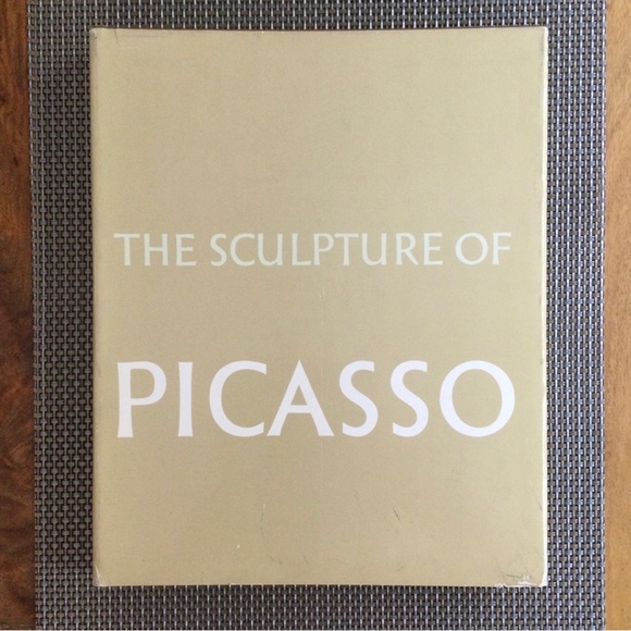 The Sculpture of Picasso - Vintage 1967 First Edition Mid C Modern Photogravure - Picture 1 of 9